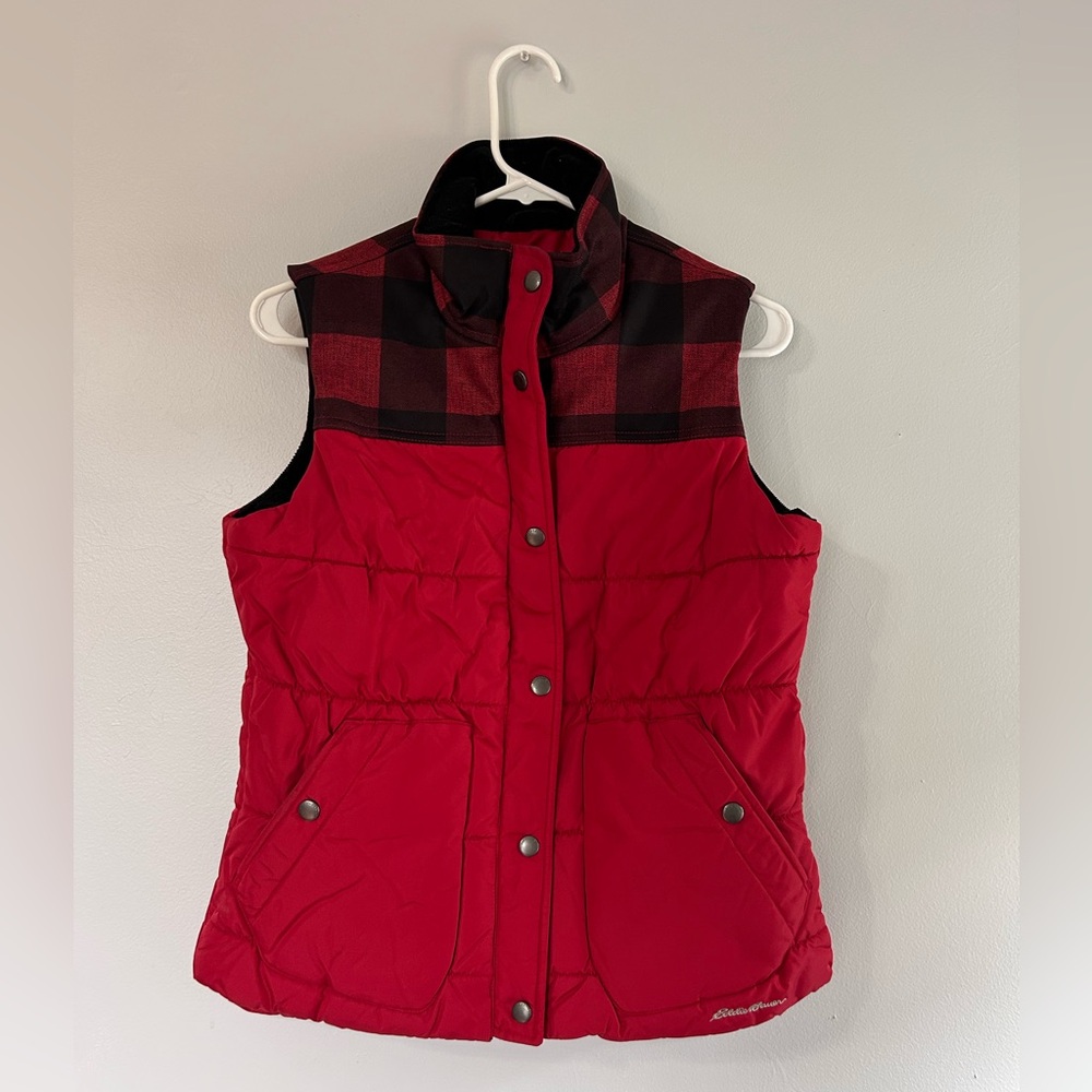 EUC Eddie Bauer red and black puffer vest